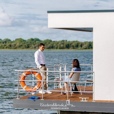 Hotel Hausboot Kranichnest à Ribnitz-Damgarten Extérieur photo